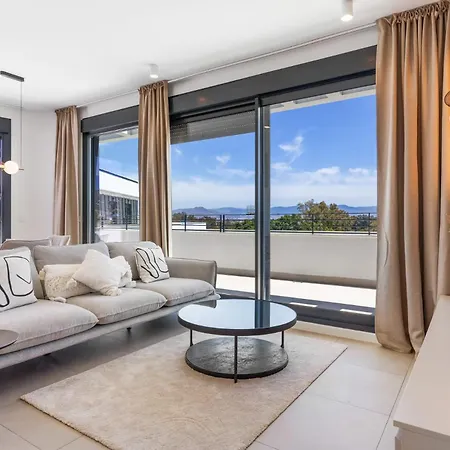 Apartman Vivi Homes - - Sea Views - Pool - Terrace *