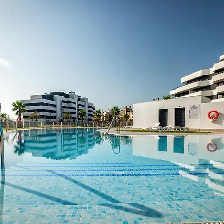 Vivi Homes - - Sea Views - Pool - Terrace Apartament *