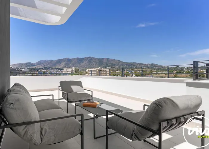 Vivi Homes - - Sea Views - Pool - Terrace Appartamento *